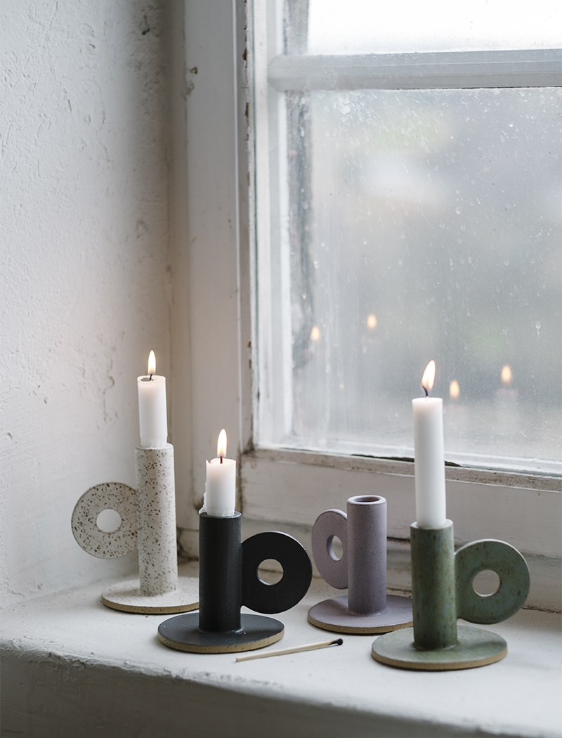 LOOP CANDLEHOLDER BLACK