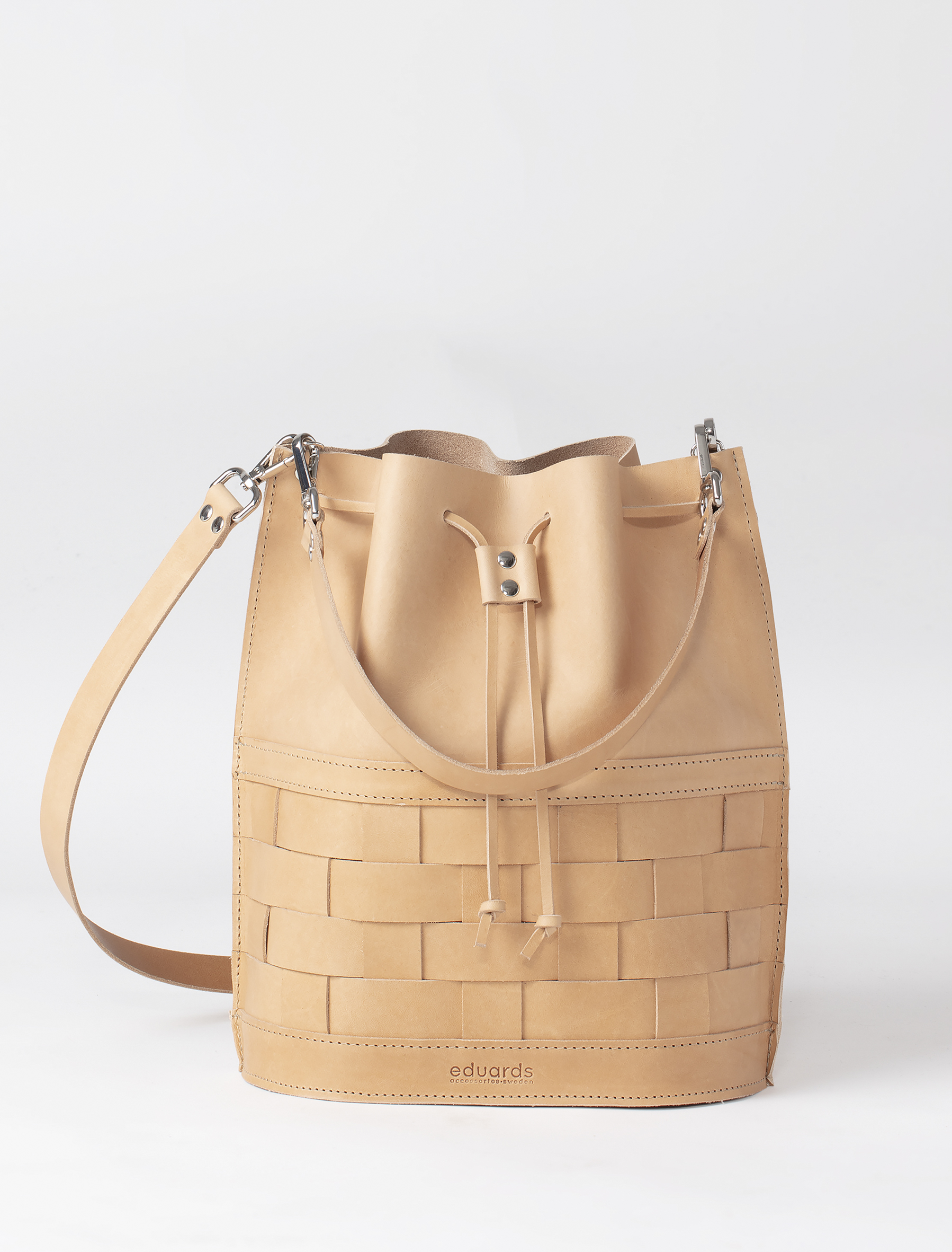 NÄVER BUCKET BAG Nature
