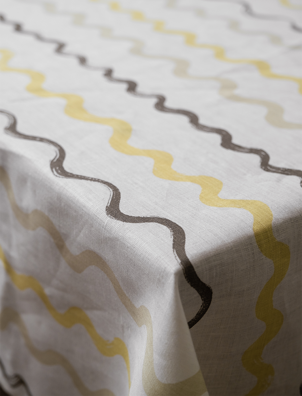RANDIG LINEN TABLECLOTH