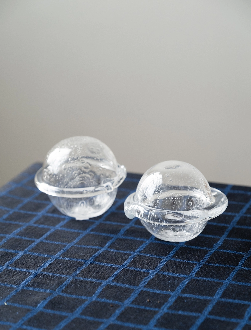 GLASS PLANET, CLEAR