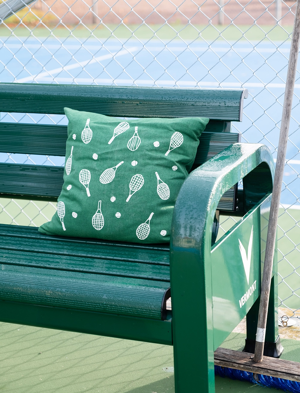 TENNISRACKET EMBROIDERED CUSHION COVER, GREEN